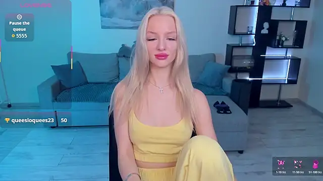 AleksaBlonde online show from February 9, 2026, 11:36 am