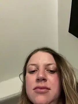 molly witha chance online show from February 6, 2025, 10:21 pm