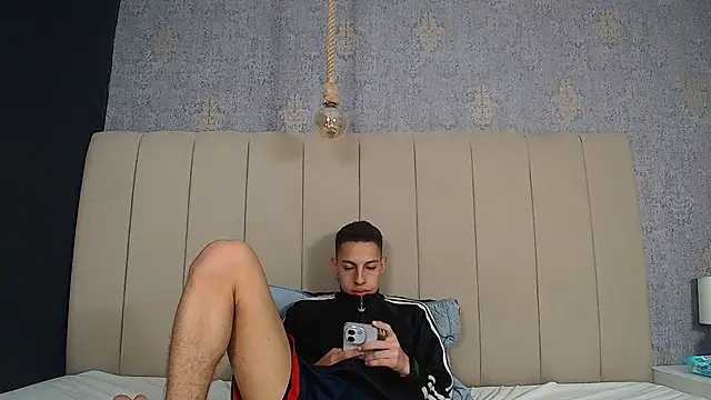 thiago19s online show from December 6, 2024, 10:52 pm