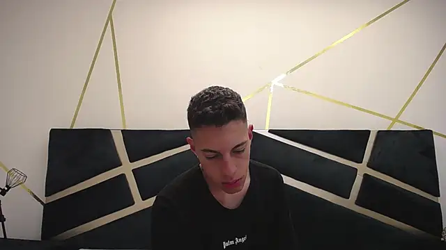 thiago19s online show from February 8, 2025, 6:33 pm