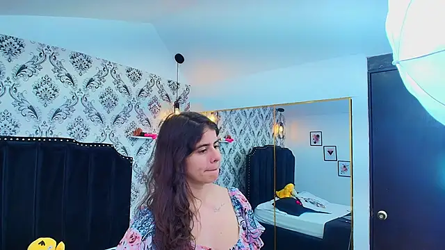 LexaDeRusso online show from April 30, 2026, 12:22 pm