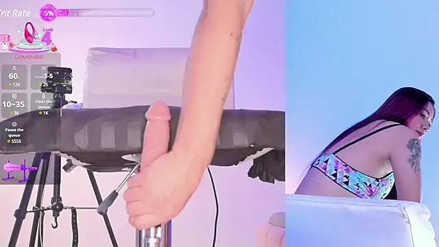 Snapshot of Angelst__ chatting on March 14, 2025, 8:21 am Angelst online show from March 14, 2025, 8:21 am