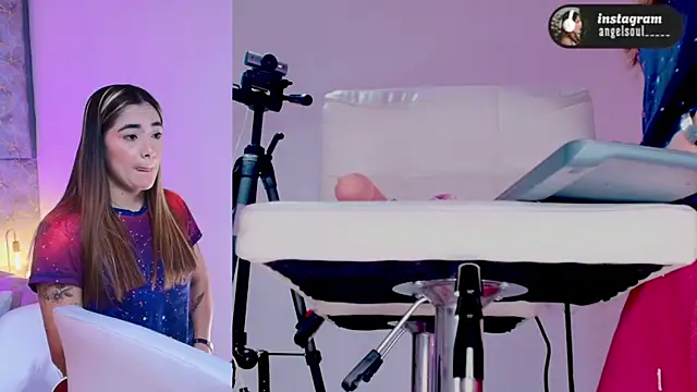 Angelst   online show from February 18, 2026, 6:31 am