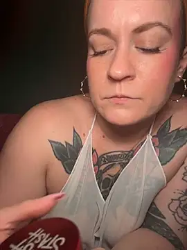 quinnmariexo online show from June 28, 2026, 7:42 pm