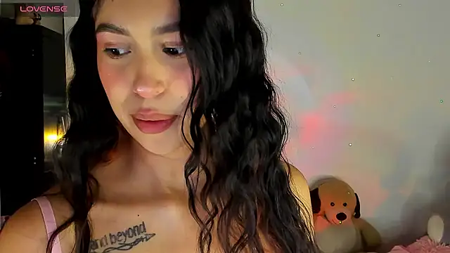 Snapshot of youpinkgirl_ chatting on January 22, 2025, 1:42 am youpinkgirl online show from January 22, 2025, 1:42 am