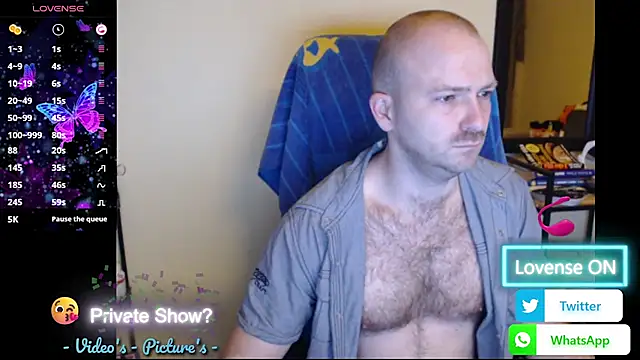 RealManHaveHairy online show from April 17, 2026, 6:00 pm