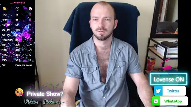 Snapshot of RealManHaveHairy chatting on June 4, 2026, 4:07 am RealManHaveHairy online show from June 4, 2026, 4:07 am