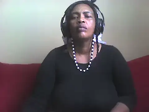 Snapshot of SexxyBoob chatting on March 15, 2025, 6:36 am SexxyBoob online show from March 15, 2025, 6:36 am