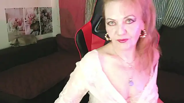 Snapshot of Liset_Monro chatting on June 25, 2026, 1:27 am Liset Monro online show from June 25, 2026, 1:27 am
