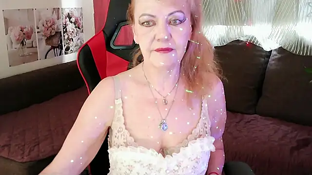 Snapshot of Liset_Monro chatting on July 1, 2026, 6:15 am Liset Monro online show from July 1, 2026, 6:15 am