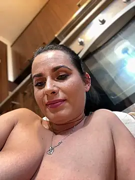 Snapshot of Hotmomcheckk_ chatting on December 30, 2024, 12:52 pm Hotmomcheckk online show from December 30, 2024, 12:52 pm