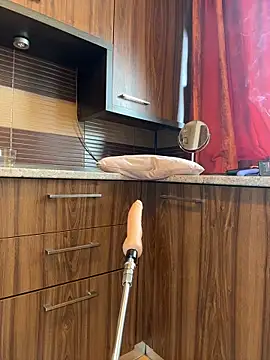 Hotmomcheckk  online show from February 20, 2026, 8:16 am