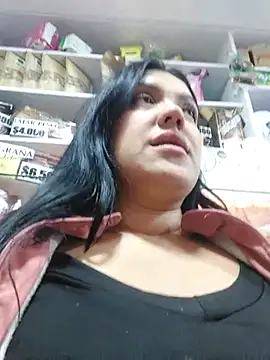 Snapshot of Sophie-hatter chatting on February 13, 2025, 7:52 pm Sophie-hatter online show from February 13, 2025, 7:52 pm