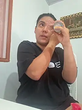 Sophie-hatter online show from November 11, 2025, 4:51 pm