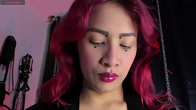 charrlotte quinn online show from May 2, 2026, 3:17 pm