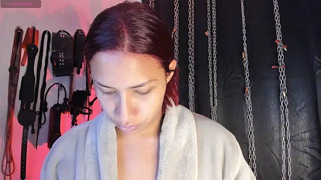 Snapshot of charrlotte_quinn chatting on July 29, 2026, 2:04 pm charrlotte quinn online show from July 29, 2026, 2:04 pm