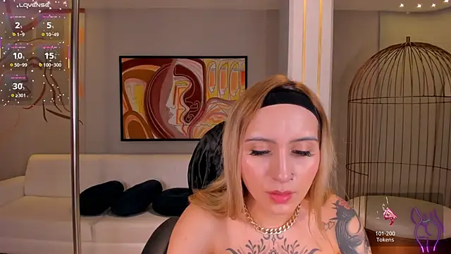 MollySundersX online show from July 21, 2026, 8:11 pm