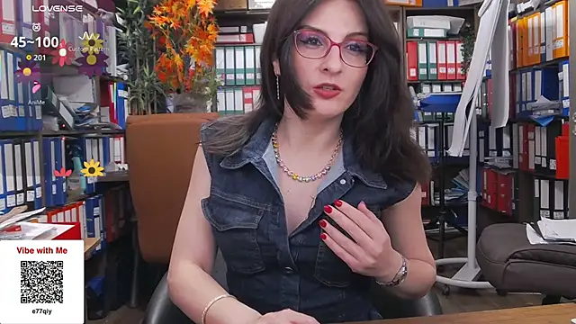 classyladyrellax online show from March 4, 2026, 11:38 am