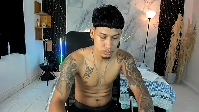 slim master12 online show from May 2, 2026, 8:25 pm