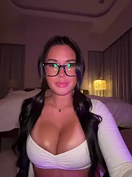 Lizhush  online show from March 4, 2026, 4:13 pm