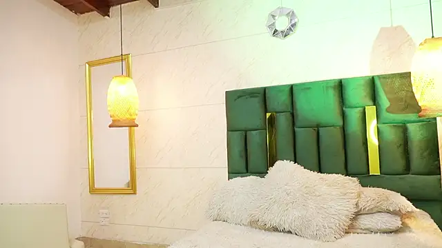 Snapshot of SaraWilliamss_ chatting on March 29, 2026, 8:25 am SaraWilliamss online show from March 29, 2026, 8:25 am