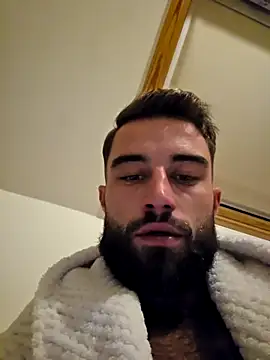 Vekie 007 online show from October 18, 2025, 8:42 pm