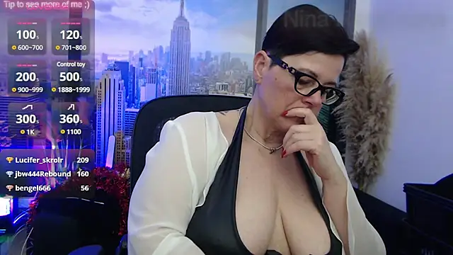 ninarandmann online show from February 5, 2025, 8:25 pm