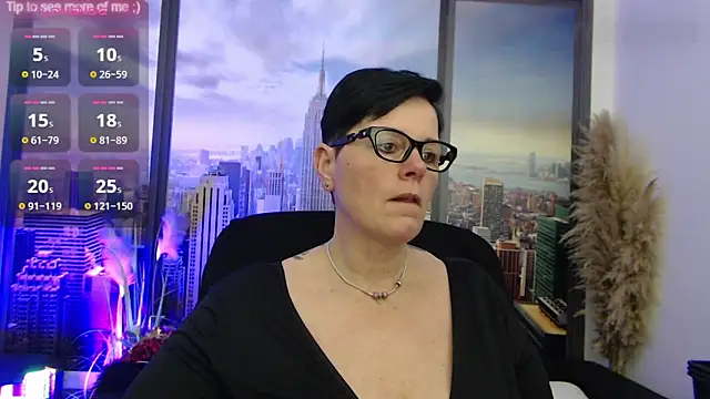 ninarandmann online show from February 10, 2025, 5:30 pm