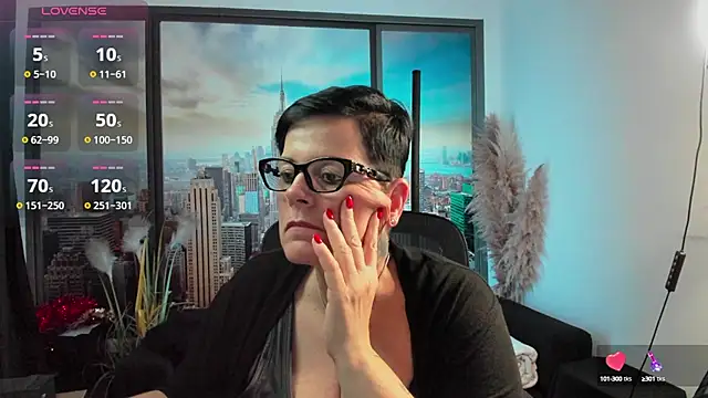 ninarandmann online show from October 12, 2025, 6:18 pm