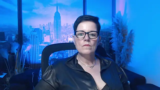 ninarandmann online show from November 27, 2025, 6:21 pm