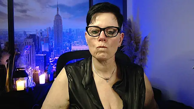 ninarandmann online show from December 22, 2025, 6:16 pm