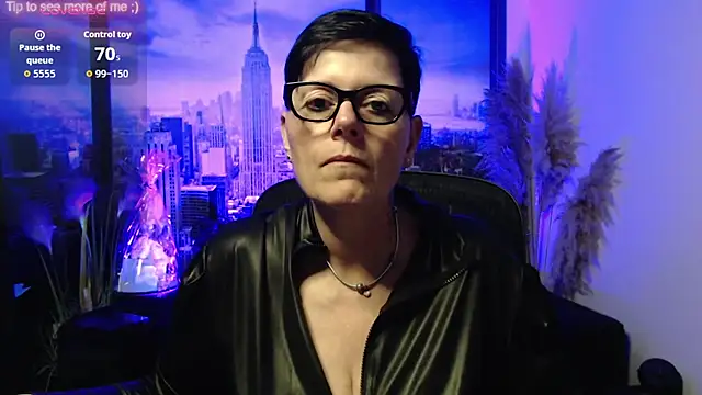 ninarandmann online show from June 5, 2026, 2:56 pm
