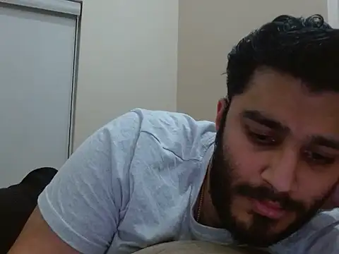 robintoit online show from November 14, 2025, 4:17 pm