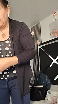 Natasha milf   online show from December 22, 2025, 12:46 pm