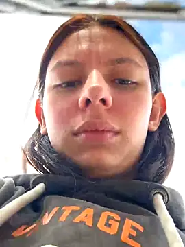 Bonniepark online show from October 1, 2025, 1:06 pm