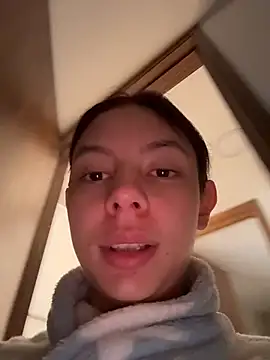 Bonniepark online show from December 20, 2025, 1:18 pm