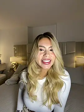  laura 02 online show from March 15, 2026, 6:25 pm