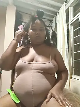 Snapshot of lorenxtaylor chatting on April 7, 2026, 11:15 pm lorenxtaylor online show from April 7, 2026, 11:15 pm