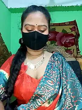 Idhika Paul online show from February 26, 2025, 6:32 pm