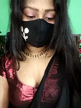 Idhika Paul online show from January 13, 2026, 2:06 am