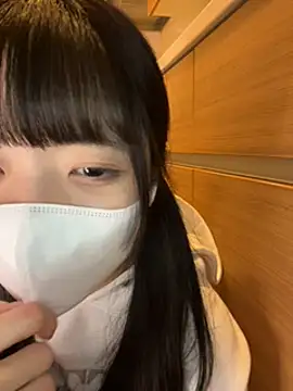 Snapshot of irohani_usagi chatting on January 3, 2025, 1:05 am irohani usagi online show from January 3, 2025, 1:05 am