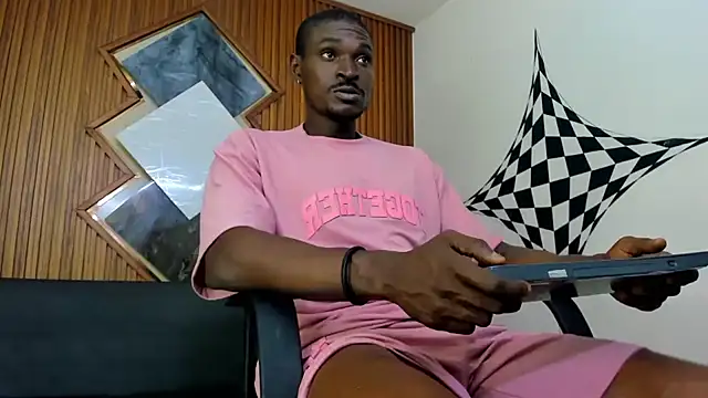 Snapshot of Terrance_z chatting on February 27, 2025, 7:37 pm Terrance z online show from February 27, 2025, 7:37 pm