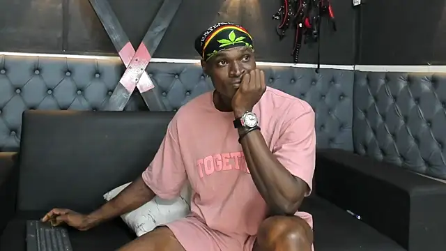 Snapshot of Terrance_z chatting on September 26, 2025, 7:29 pm Terrance z online show from September 26, 2025, 7:29 pm