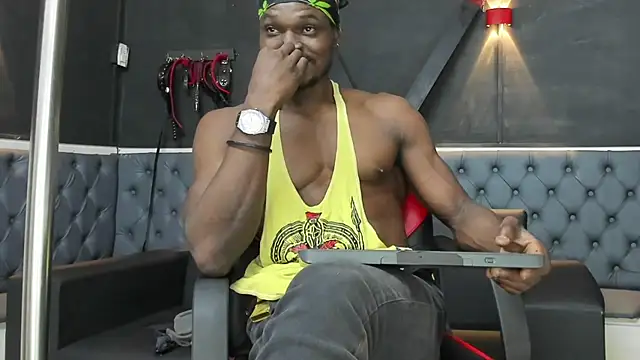 Snapshot of Terrance_z chatting on November 7, 2025, 8:42 pm Terrance z online show from November 7, 2025, 8:42 pm