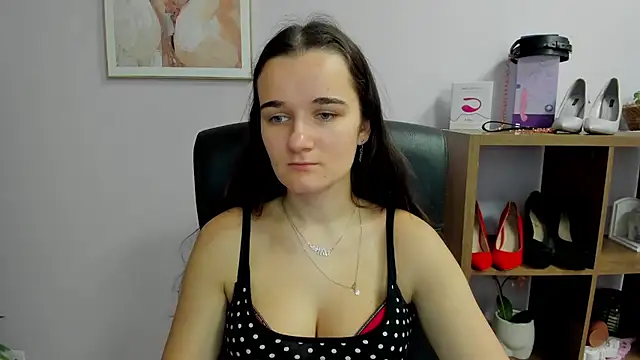 Snapshot of KateDelight chatting on November 15, 2025, 7:38 am KateDelight online show from November 15, 2025, 7:38 am