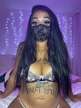 Snapshot of kamila_french chatting on July 24, 2026, 10:41 pm kamila french online show from July 24, 2026, 10:41 pm