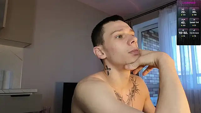 Snapshot of R1mmo__ chatting on October 7, 2025, 5:59 am R1mmo online show from October 7, 2025, 5:59 am