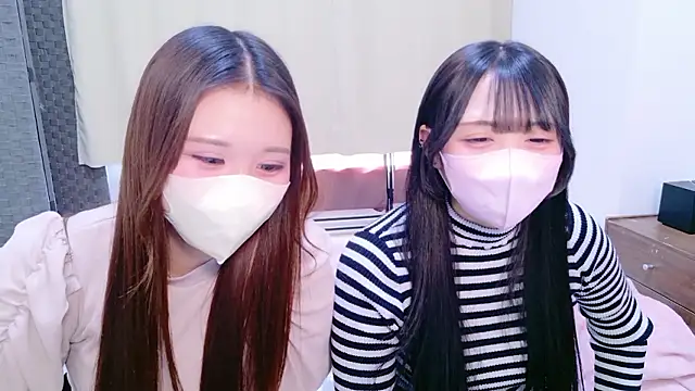 Snapshot of nathi_ko_xo chatting on February 9, 2026, 5:55 am nathi ko xo online show from February 9, 2026, 5:55 am