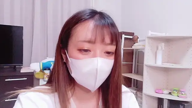 ayu yu xo online show from May 14, 2026, 9:27 am