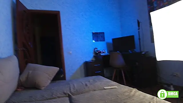 Alice-Green online show from February 18, 2025, 5:10 pm